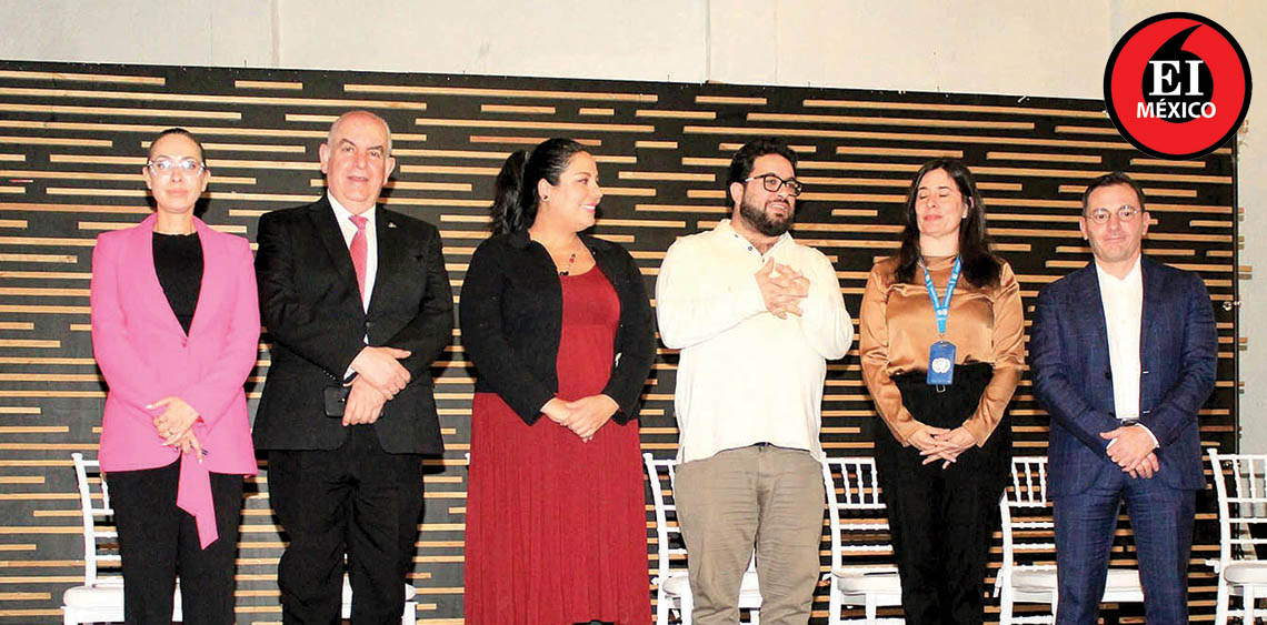 ElInformanteMX's tweet photo. @isaacsolar presenta #proyecto “#Naucalpan2077”, visión de #CiudadSostenible e #incluyente
Está planteado para pensar en la #posteridad y #dignificar a las comunidades mediante el uso #honesto y #estratégico de los #RecursosPúblicos.
Tag: @GobNau
https://t.co/luPXkMldIO https://t.co/yuqDt2G0Ht