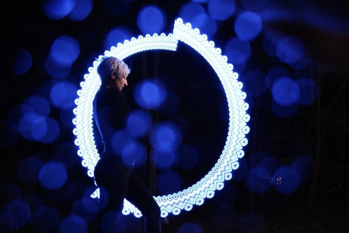 oddleents's tweet image. ✨ It’s #NationalChristmasLightsDay! 💡

There’s no better way to #LightUpTheNight than with our state-of-the-art programmable Pixel equipment🎄🌟

These #Pixel lights can be fully customised with your own colours, patterns, and even logos,

#BrandedExperience #ChristmasEventsUK