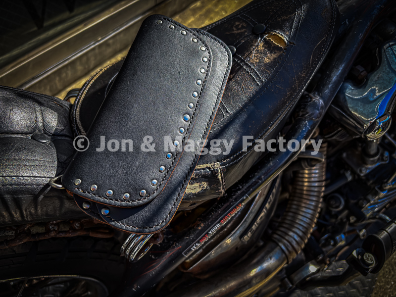 jon_maggy's tweet photo. #knucklehead #chopper #HarleyDavidson #longwallet https://t.co/ldaF2IsBQv