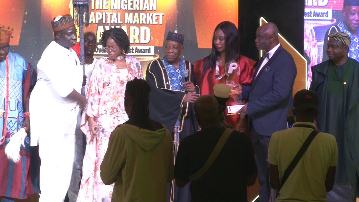 FrontierAFR's tweet photo. Celebrating excellence at the 30th Anniversary Pearl Awards Nite, where industry leaders and top-performing companies were recognised for their outstanding contribution to Nigeria’s capital market and corporate sector.

@PEARLAwards @BBoason @NeimethPlc @BuaFoods @UBAGroup #JohnHolt #ChampionBreweries  @TotalEnergies @itmbplc @neminsuranceplc