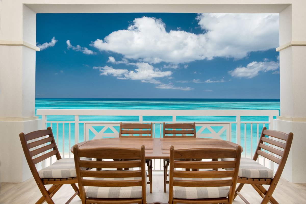 Alexandra Resort tweet media