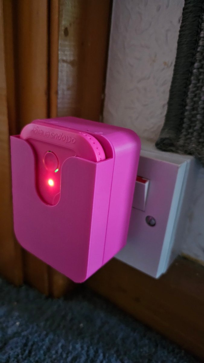 ChristineLeith's tweet photo. Loving 3D printed holder (etsy) for @OctopusEnergy Mini, neat &amp; tidy. Now if it would just connect to the smart meter all would be good. Light is green despite what camera is weirdly showing! https://t.co/rmdlstQjxE