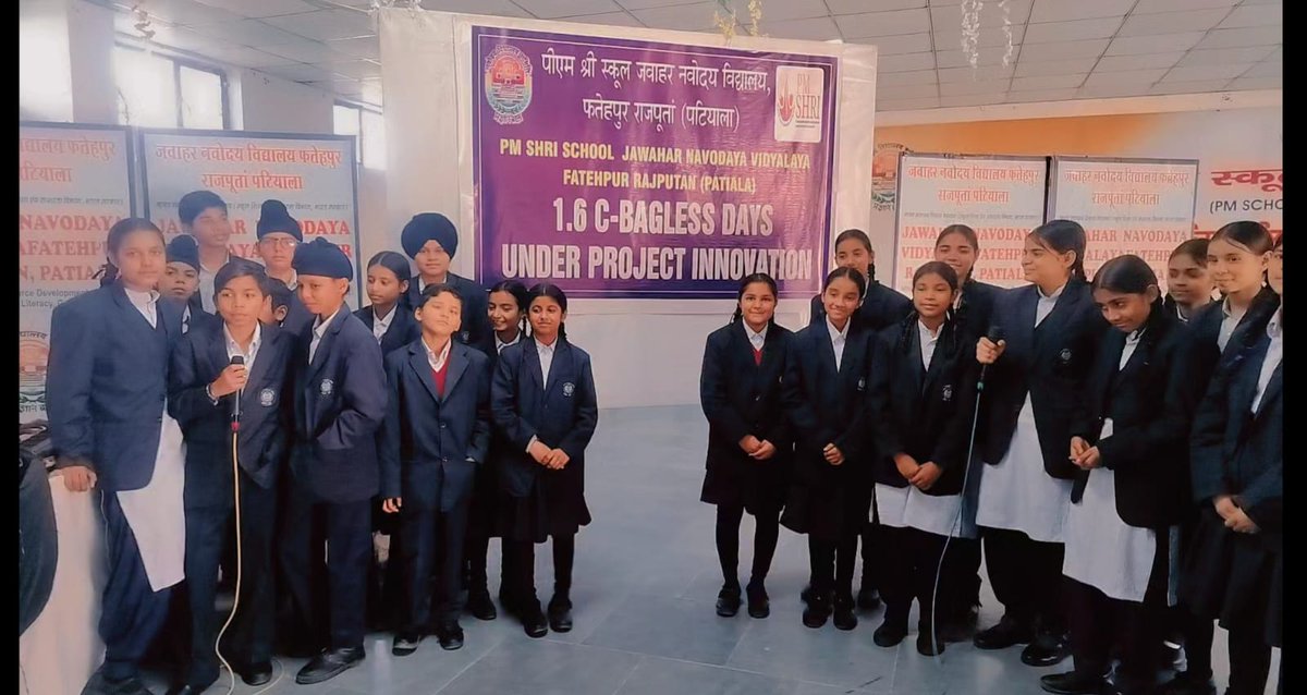 jnv_patiala's tweet image. Students of PM SHRI SCHOOL JNV PATIALA are enjoying bagless activities, voice on, worries off! Singing our way out to happiness. #SingingSquad #BaglessActivities.
#baglessdays
#nvs
#JNV
@NVS_HQ
@NVSHqNoida
@ChdNvs
@NVSHQ_