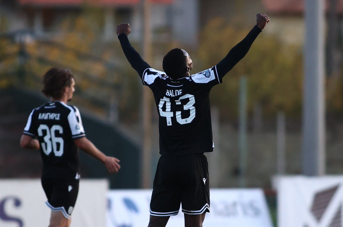 Dani Ponz 👓 tweet media