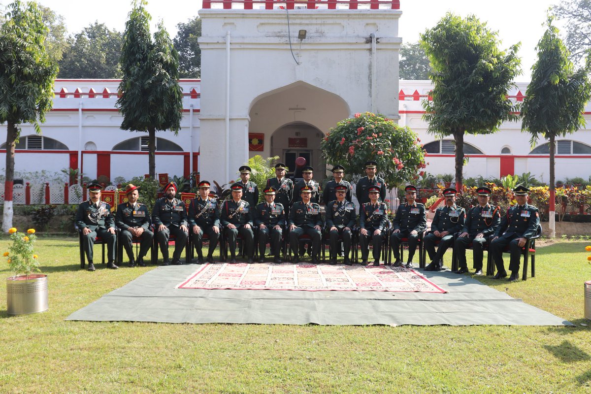 suryacommand's tweet image. Maj Gen Maneesh Kukrety, SM** took over as General Officer Commanding of Madhya Uttar Pradesh Sub Area on 01 Dec 2025. On assuming command, the #GOC exhorted all ranks to continue upholding the highest standards of professionalism, discipline and dedication to duty, while…