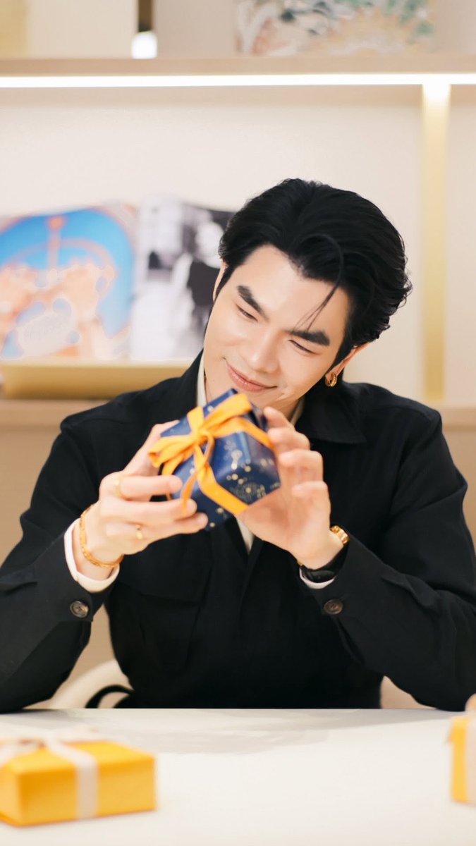 EspressoMileApo's tweet image. ขอคนเข้าใจจริงๆ มู้ดโทนมายอาโปนี่มันชวนเขิน วางรูปคู่กันก็เขินแล้ว Enermy to Love ที่จริงใจ จะมายอาโป จะอาโปมาย