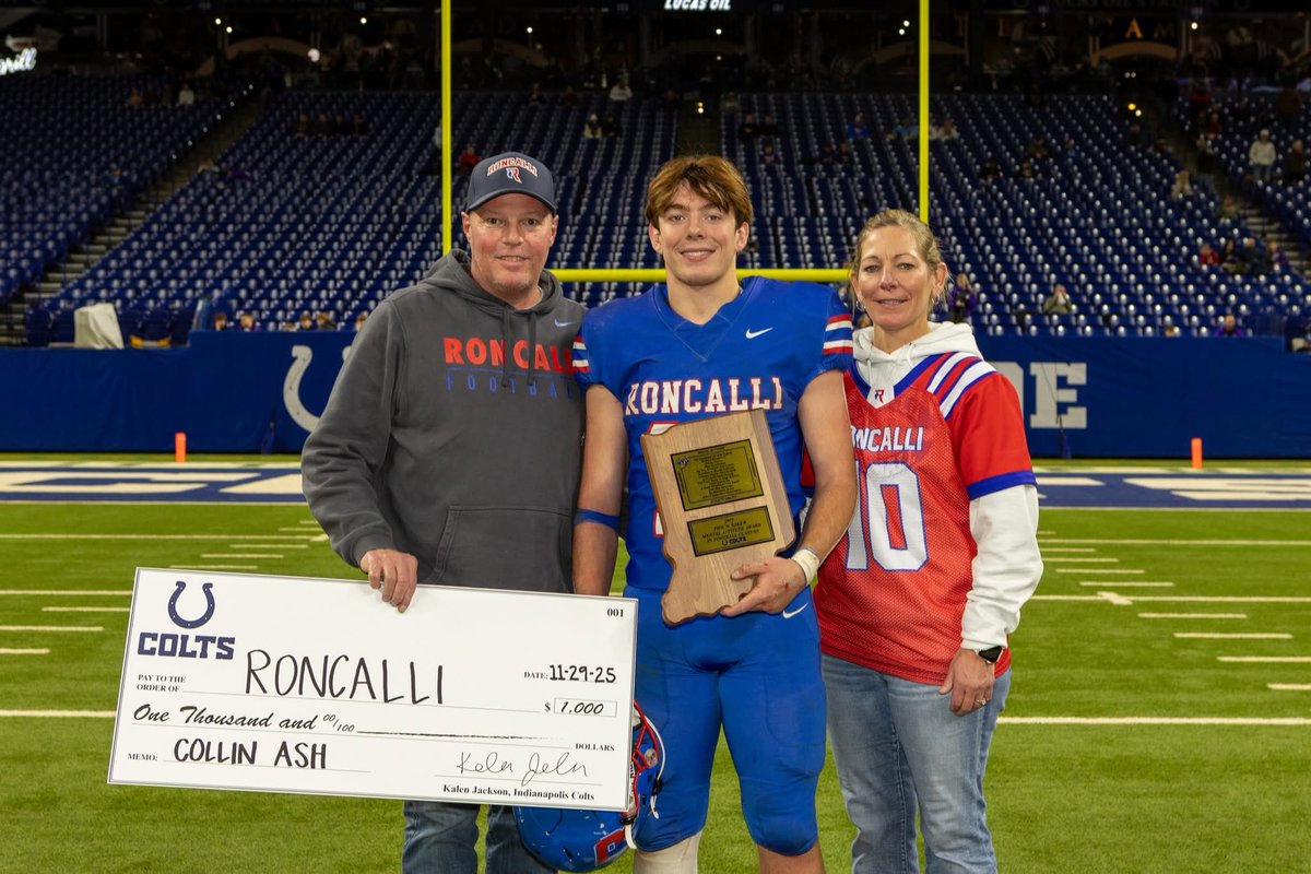RoncalliFB's tweet photo. Congratulations to Collin Ash on receiving the Blake Ress Mental Attitude Award at state this weekend! https://t.co/80Dfmxj3xG