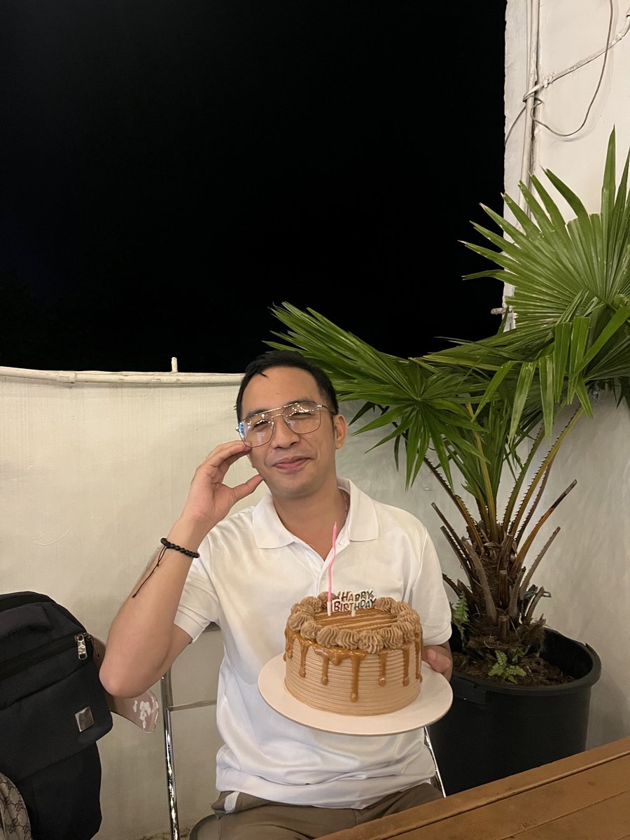 WaRajud's tweet photo. Happy beerday 😁 https://t.co/PYuGa3GL0L
