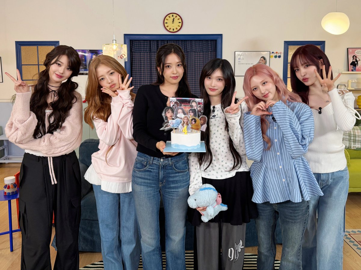 IVE OFFICIAL tweet media