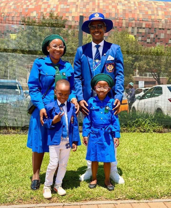 Masweets_Itu's tweet photo. Picture Of Century 💯🙏

#DiketsoTsaLerato 
#Iphc #motsepefoundation 
#Zcc  #iphcjakobo https://t.co/xb04hJc509