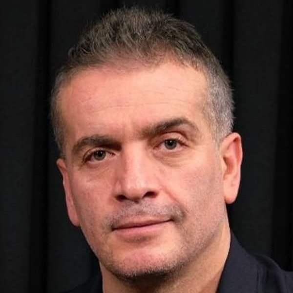 Oyuncu Murat Cemcir, iç kanama nedeniyle yoğun bakıma kaldırıldı.