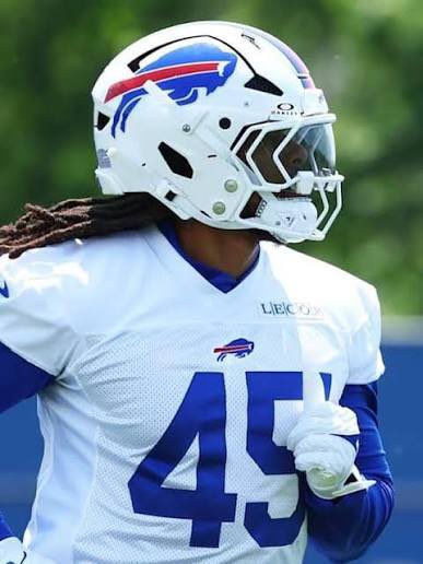 realdanmitchell's tweet image. If the Bills were smart Shaq Thompson is the MIKE for the rest of the season.