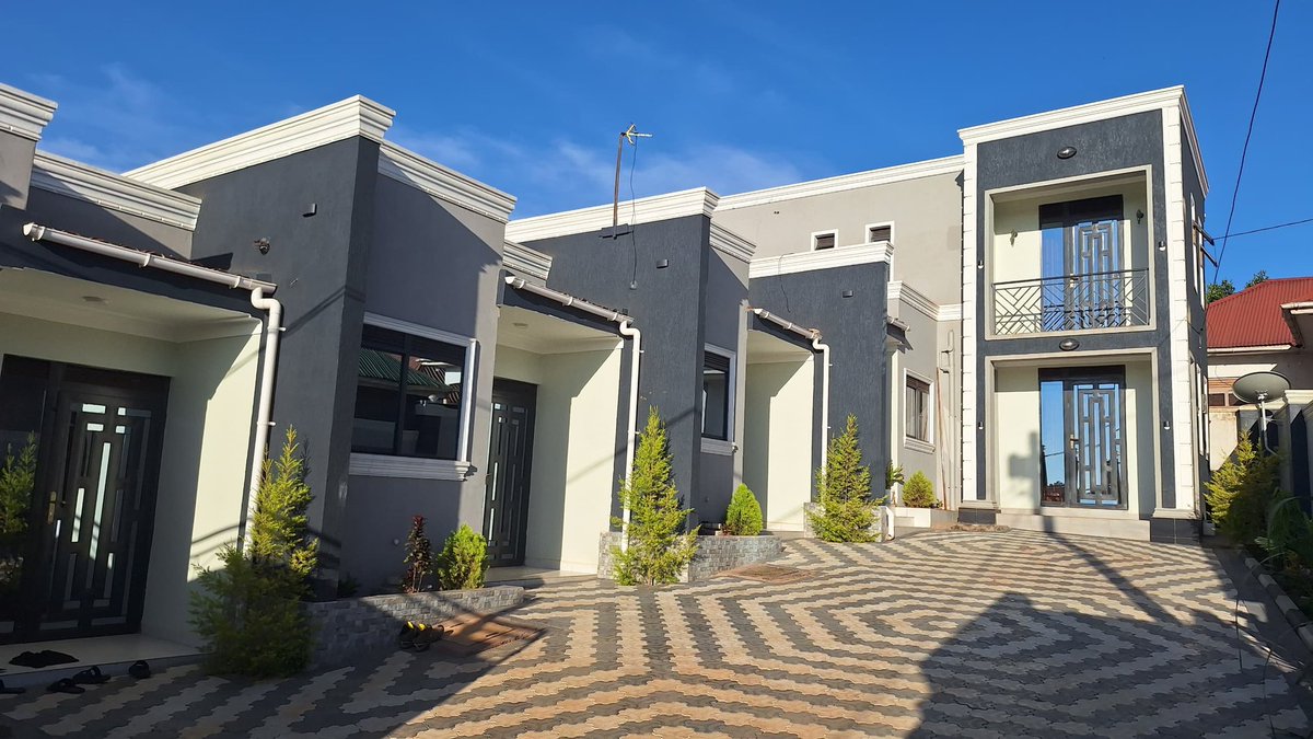 DevenEng's tweet image. DAY 1 – Monday
“Building Solutions. Engineering Trust.”

At Deven Engineering, we don’t just construct structures ; we build confidence. Every project is a promise of quality, precision, and reliability. Start your week with a partner you can trust.