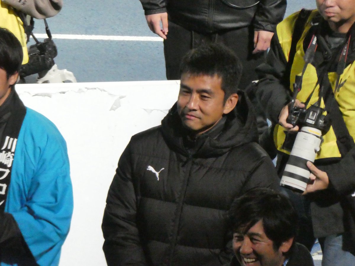 退団や引退選手のセレモニーだったけど
永遠の推し宏樹さん見つけて写真撮っちゃった🩵
そしてスーパーモデル佐原コーチと🩵
大好きなイナさん🩵