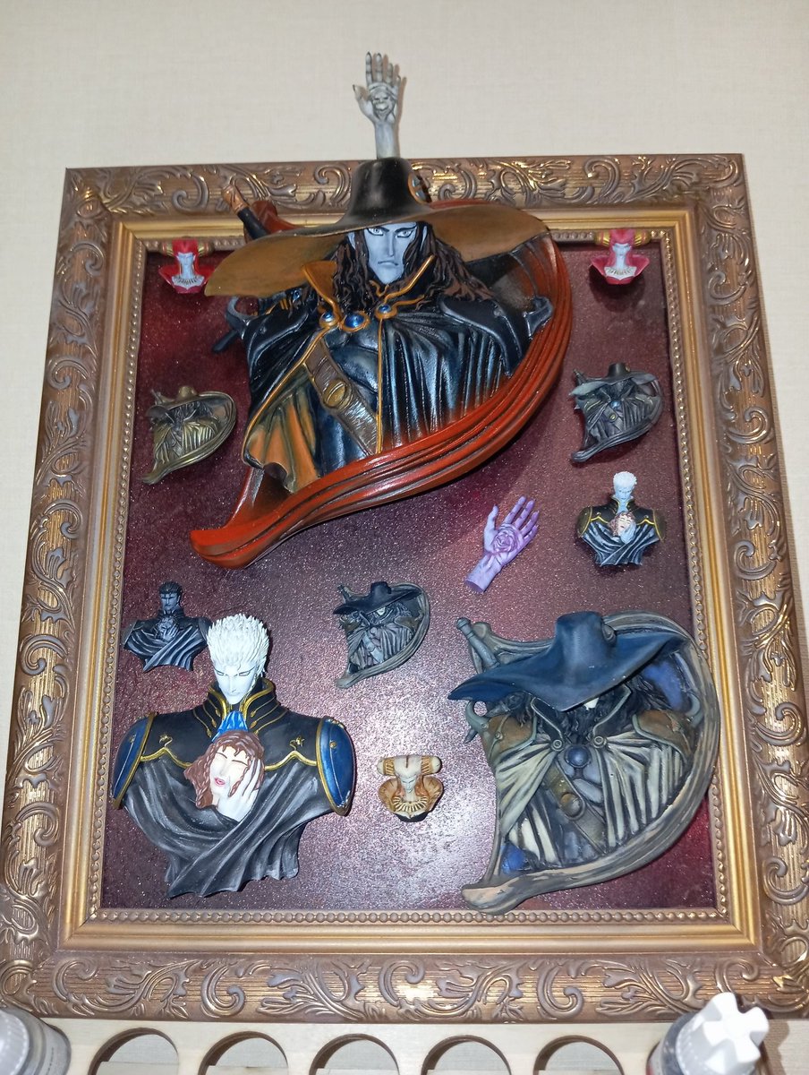 Blade0818's tweet image. I finished painting the #VampireHunterD garage kit! Now my composition of 13 @heavygauge01 figures looks like a 3D painting!