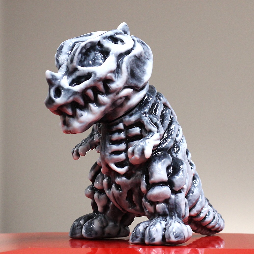 Oneuptoy's tweet photo. 香港で12/12-14に開催の
AMAZING TOY SHOW
に、One up.出展
販売品
ドリームロケット x One up.
SKELDON
ベストカラーで久しぶりの登場！！
#SKELDON
#AMAZINGTOYSHOW
#oneuptoy https://t.co/lxGY7wDSWy