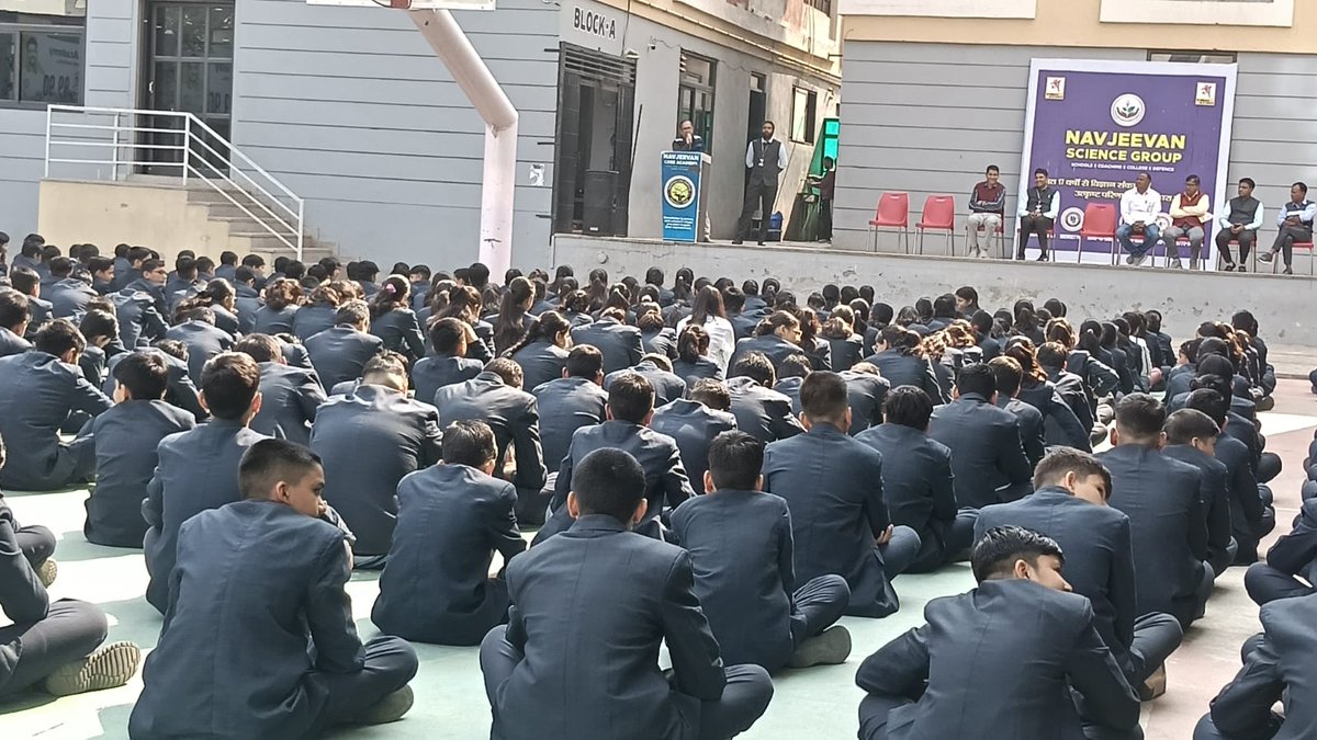 NhmSikar's tweet photo. जंक फूड छोडे़ और पौष्टिक भोजन का सेवन करें

चिकित्सा विभाग के ईट राइट कैम्पेन के तहत विद्यार्थियों को किया जागरूक
@DcDmSikar 
@nhm_rajasthan 
@DIPRRajasthan 
@NhmRJOfficial https://t.co/oZSsmZlSPn