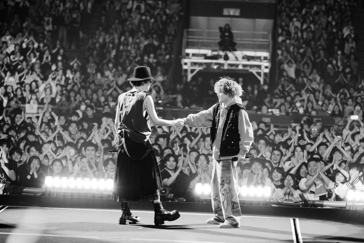 11.23.2025
Vaundy × RADWIMPS