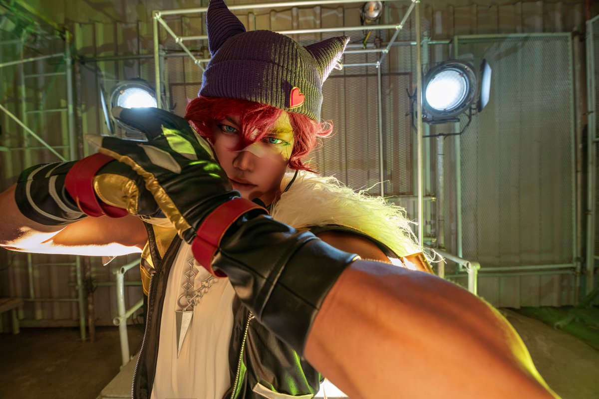 #LeagueOfLegends #Heartsteel #Sett 

"한바탕 해보실까!"