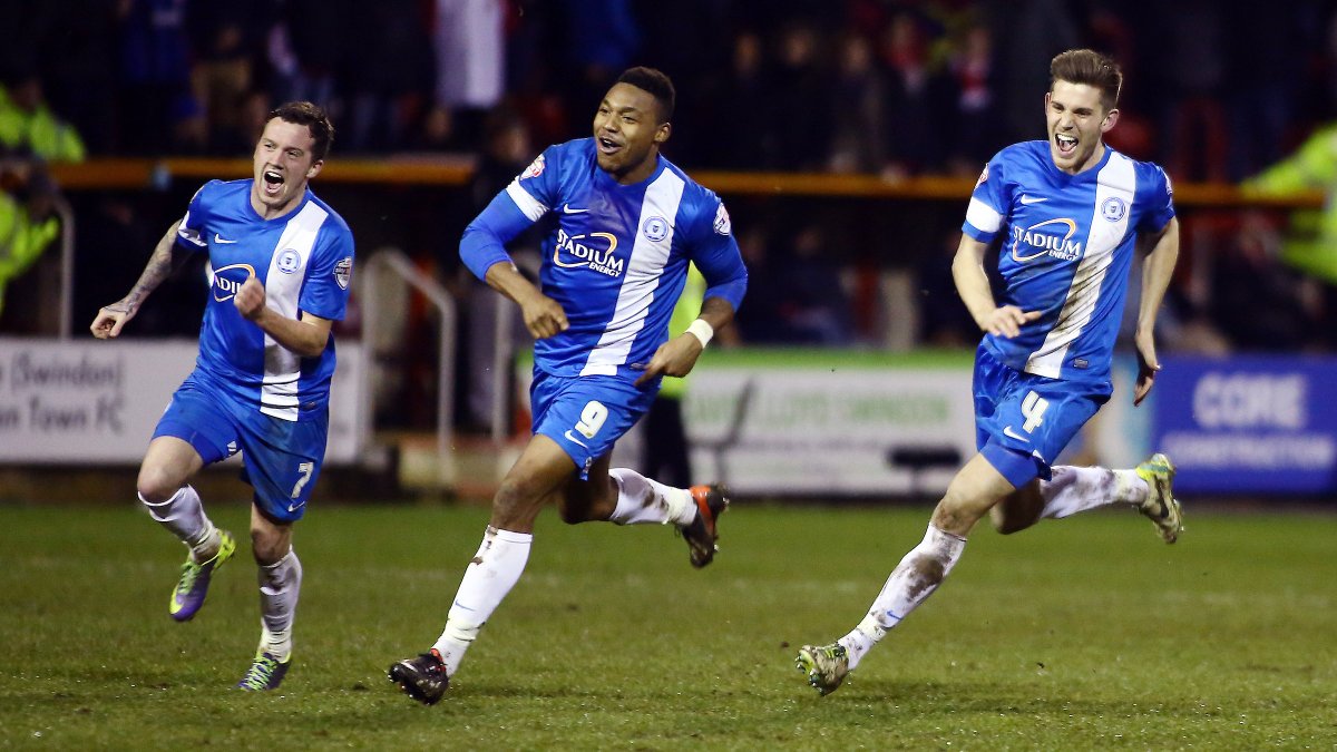 theposh's tweet image. 📷 ⏪

A memorable night in Swindon back in 2014, where a dramatic penalty shoot-out win secured our place in the EFL Trophy final 🙌

#pufc