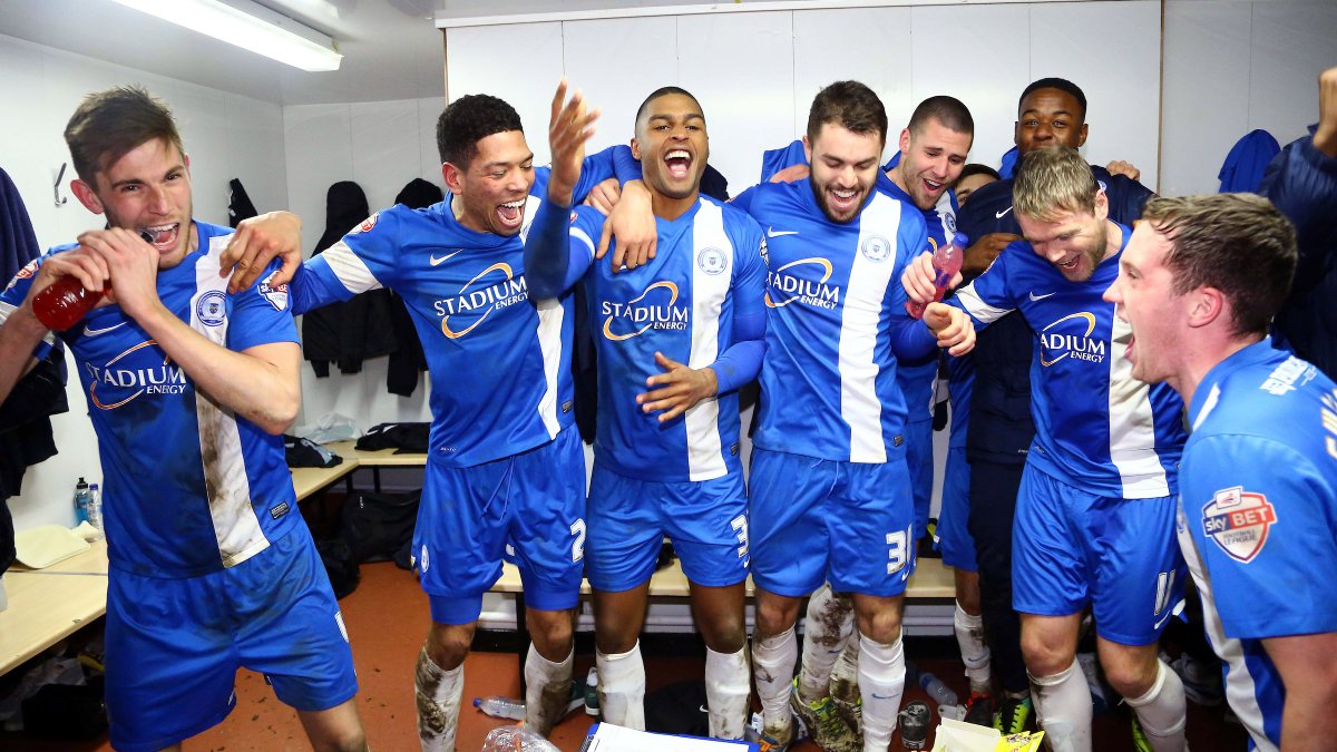 theposh's tweet image. 📷 ⏪

A memorable night in Swindon back in 2014, where a dramatic penalty shoot-out win secured our place in the EFL Trophy final 🙌

#pufc