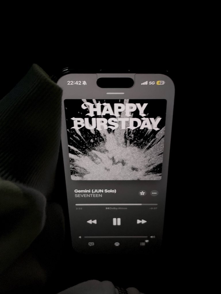 2l323's tweet image. 