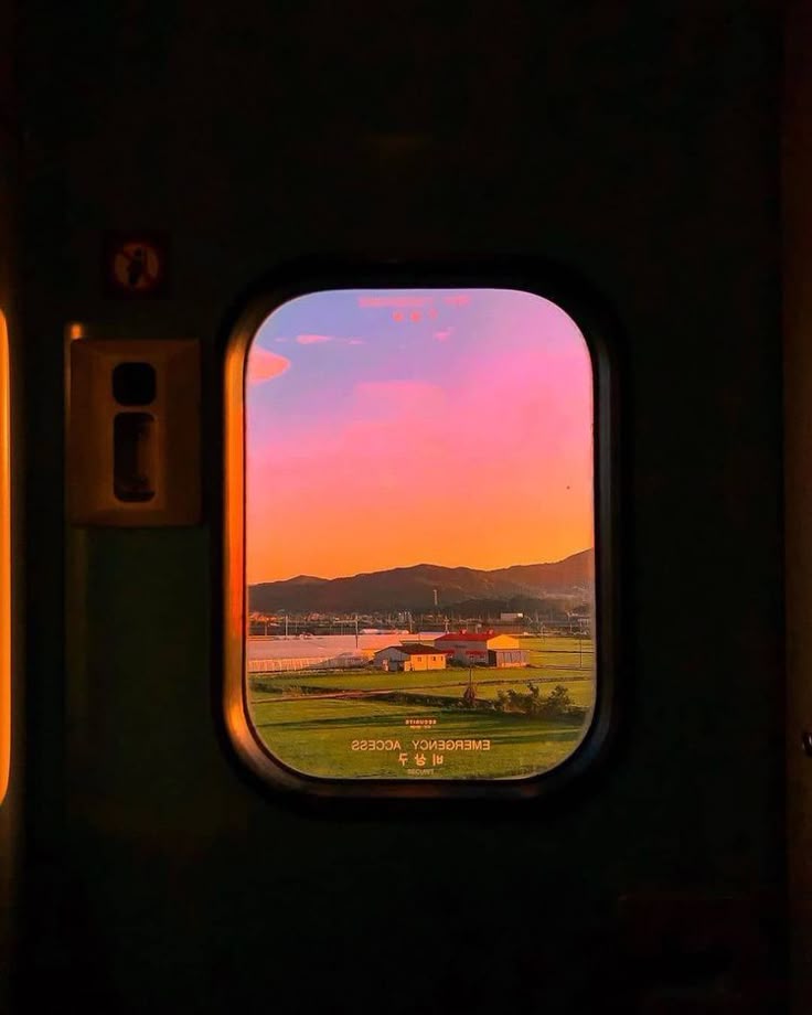 2025 (@2025pics) on Twitter photo 