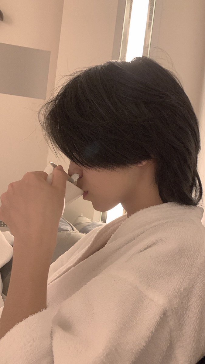 しょせ.co tweet media