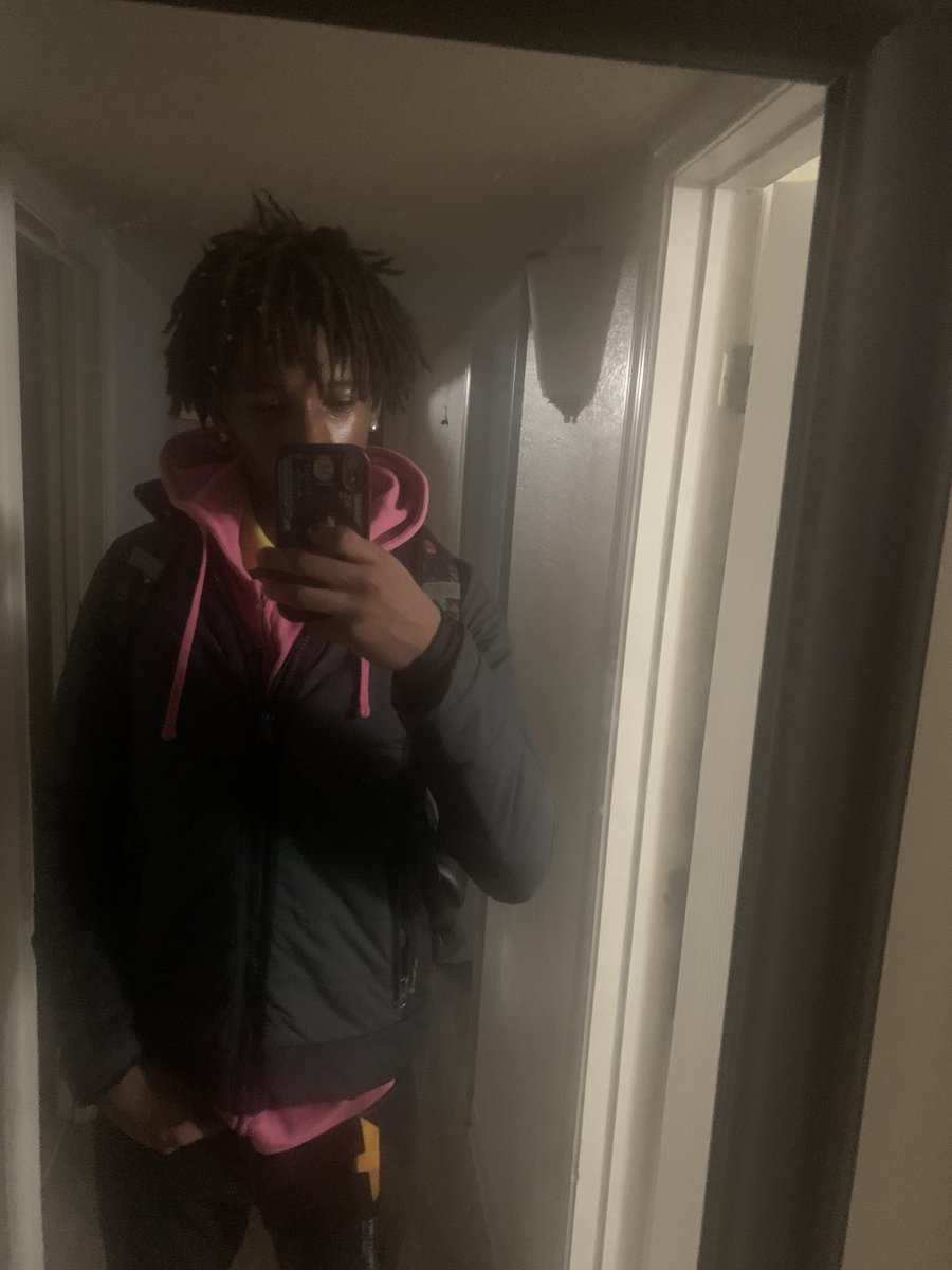Gunlisence's tweet photo. u gotta like change levels https://t.co/Jq25zy3Bz1