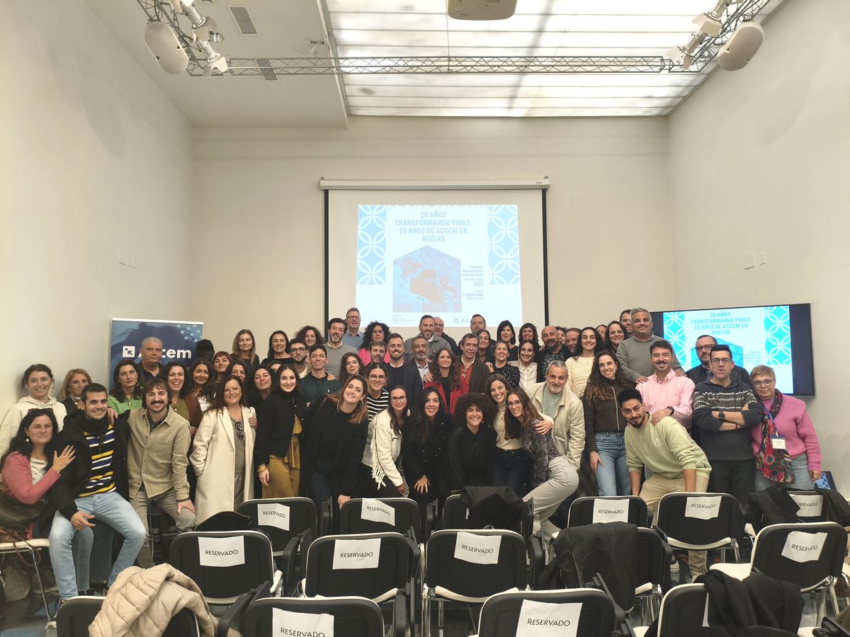 Accem_ong's tweet photo. ✨Hace unos días celebramos el XX Aniversario de Accem en #Huelva.
En este tiempo hemos acompañado a más de 15.000 personas en este territorio. Nuestro trabajo es el resultado de dos décadas transformando vidas.
#Accem #Andalucía #AcogemosEIntegramos #ConLxsRefugiadxs #Migrantes