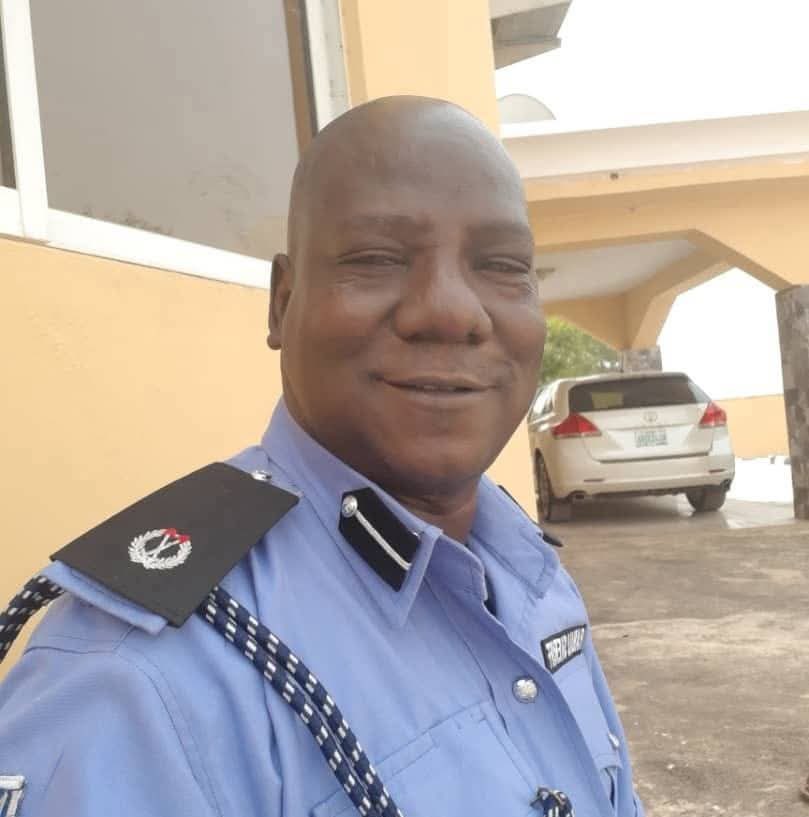 trigottista's tweet image. 🛑THIS IS THE GOSPEL TO NORTHERN IMAMS:

A retired Assistant Commissioner of Police, Sheriff Abubakar Rabiu, yesterday lit a fire under Northern Nigeria’s religious establishment with a blistering open letter that has gone viral across mosques. He spit it out raw

&quot;I am accusing…