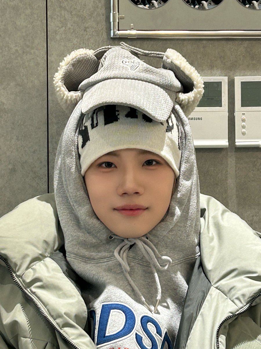 CYE_MEMBERS7's tweet photo. 내 유일한 친구 07z켄신!! 생일 너무 축하해 항상 함께 있으면 웃음만 가득하게 해 줘서 너무 고마워! 힘들 때 같이 장난치면서 행복한 추억들도 많이 만들어 줘서 너무 고마워! 앞으로도 항상 밝은 켄신으로 있어줘!! 생일 너무 축하해!!🥳🥳🥳

#송승호 #SONGSEUNGHO
#CLOSEYOUREYES #클로즈유어아이즈
#클유아 #CYE