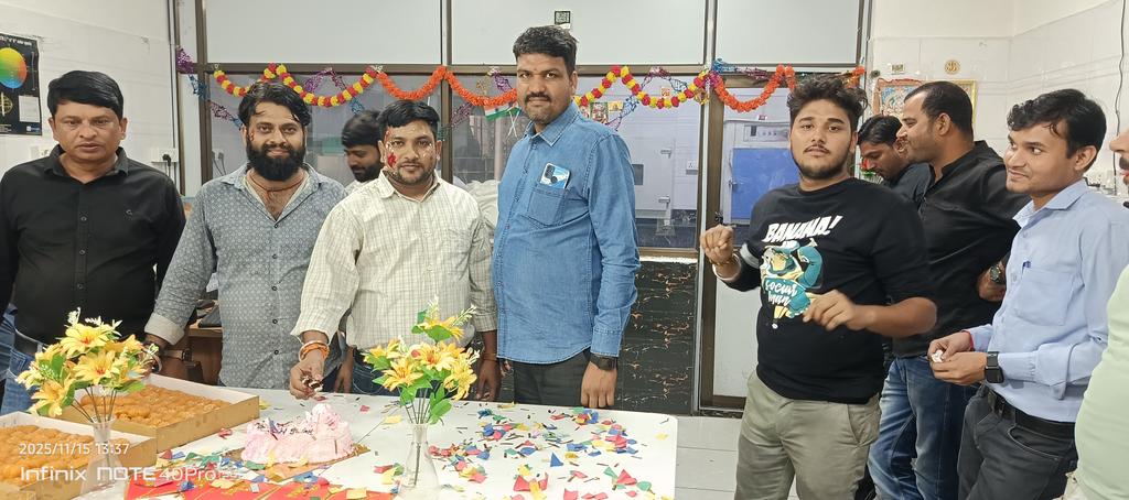 AnujBraahman's tweet photo. Celebration🎂 https://t.co/AWZ9EXlZNf