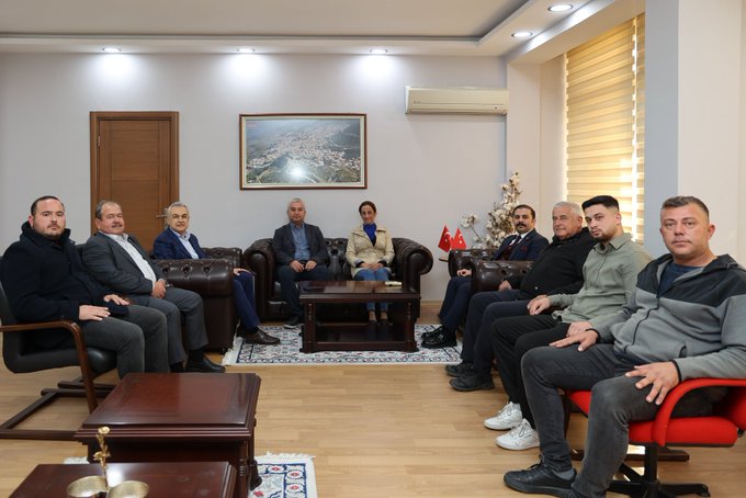 AK Parti Heyeti Kaymakamı Ziyaret Etti