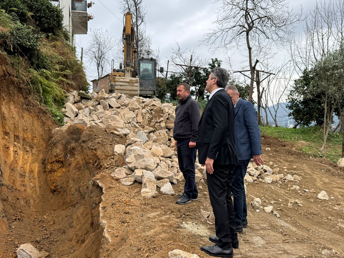 Adacami Mahallesi ve Merkez otogar alanında devam eden çalışmaları yerinde inceledik.