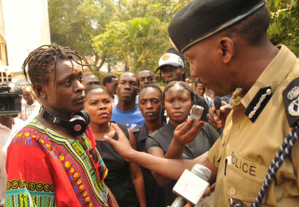 Despite holding some of the highest positions in the Uganda Police Force, Andrew Felix Kaweesi remained approachable. He believed that policing only made sense when the public felt seen, heard, and protected, and he worked every day to close that gap.

This is his Story. 🧵