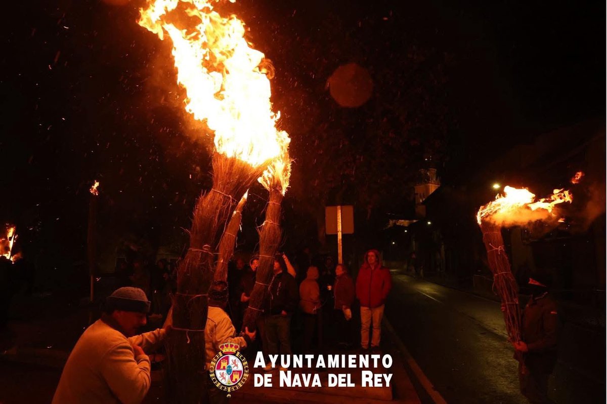 🔥LOS ESCOBAZOS DE JARANDILLA, PRESENTES EN EL VI ENCUENTRO NACIONAL DE FIESTAS  TRADICIONALES CON FUEGO EN NAVA DEL REY, VALLADOLID.🔥

#LosEscobazos
#Jarandilladelavera

<a href="/Turismo_DipCC/">Turismo Provincia Cáceres</a>