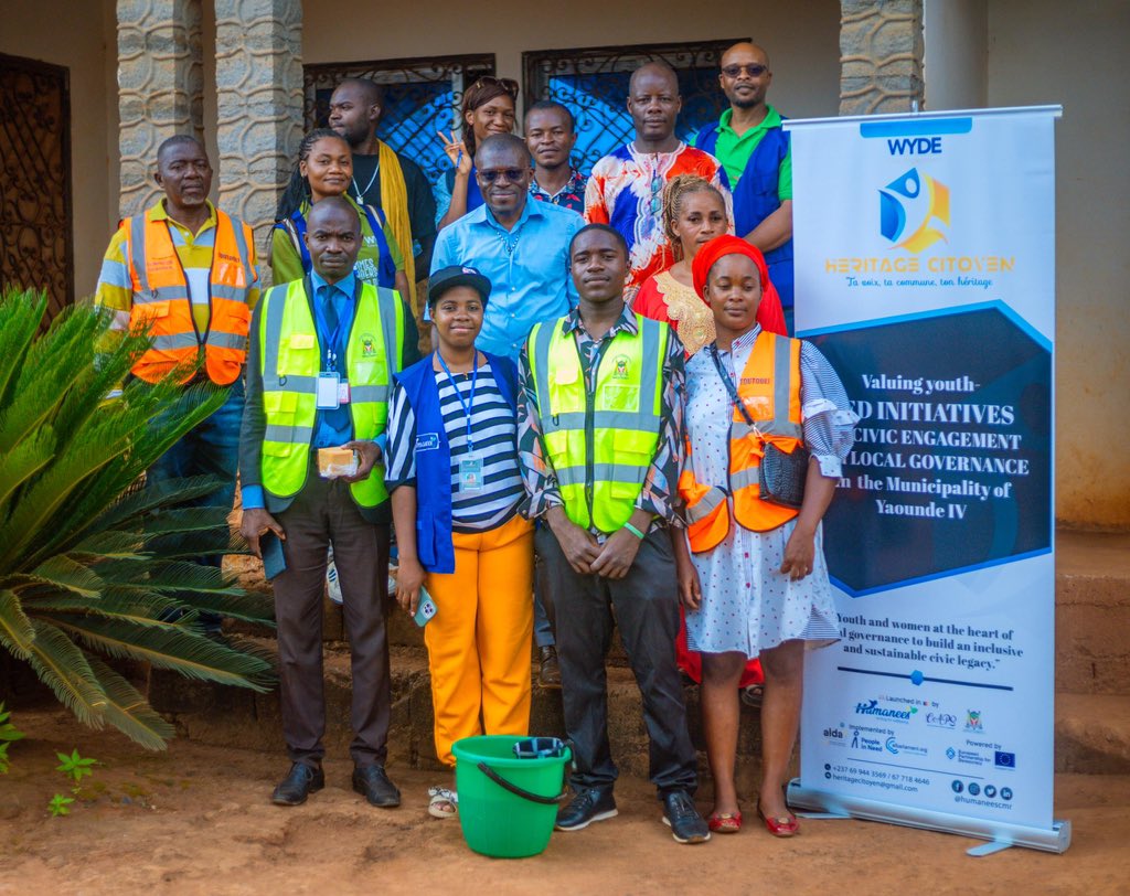 humaneesCMR's tweet image. Field visit in Tutuli today!
Documenting the CDQ’s good practice: handwashing sensitization at the 3rd degree Chiefdom 
Small actions, big impact.
🫶🏽🌱 #HeritageCitoyen is:
🚀 Launched in 🇨🇲 by @humaneesCMR with the support of @CAPScmr &amp;amp; #mairieyaounde4