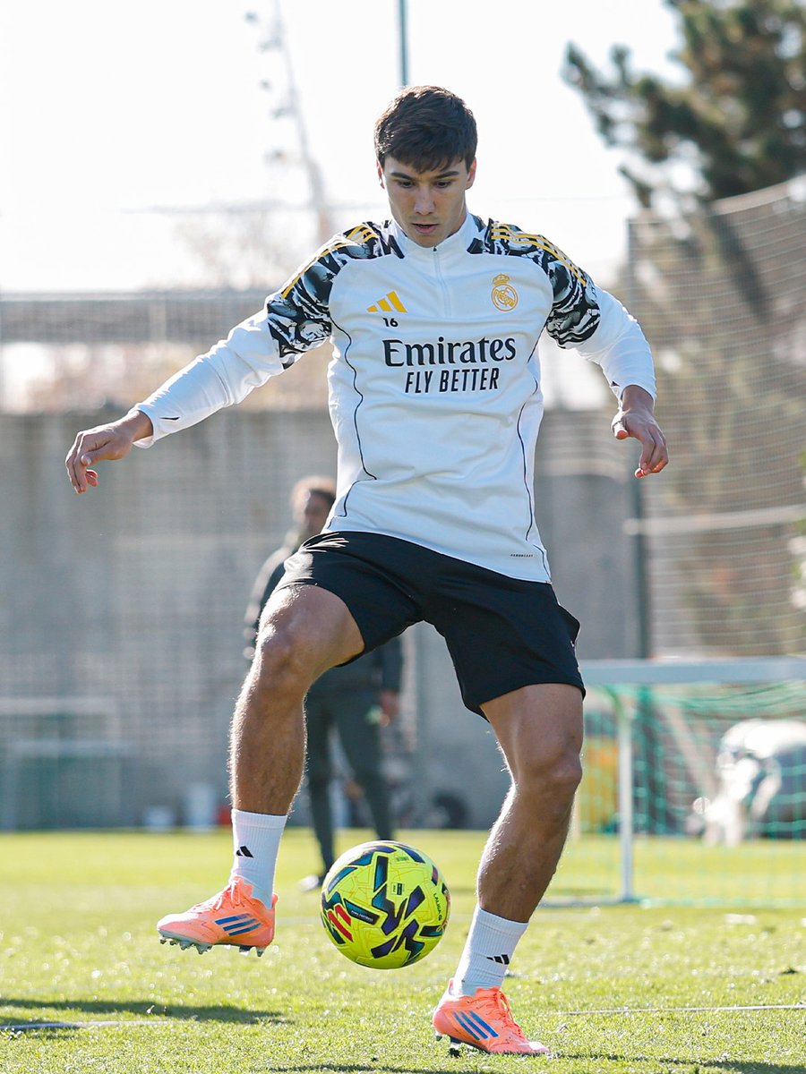 realmadriden's tweet image. 👊 Mastantuono
👊 @gonzalo7garcia_