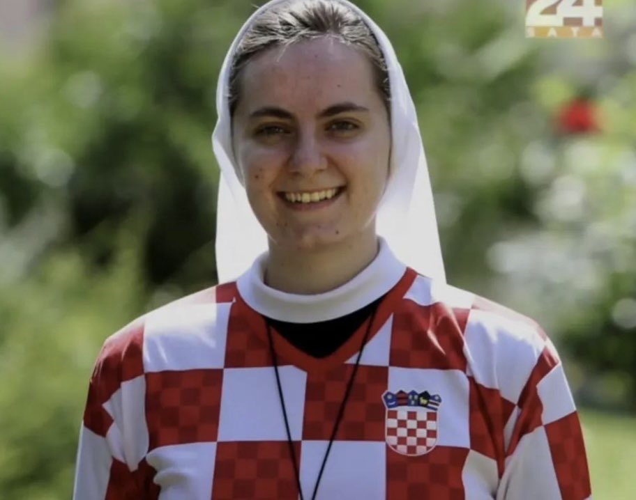 ChristianEmerg1's tweet image. Croatia: Sister Marija Tatjana Zrno was stabbed by a Muslim immigrant outside her convent in Zagreb on November 28.

The Islamist reportedly screamed “Allahu Akbar” while attacking the 34-year-old Catholic nun.

Pray for Marija’s swift and full recovery.