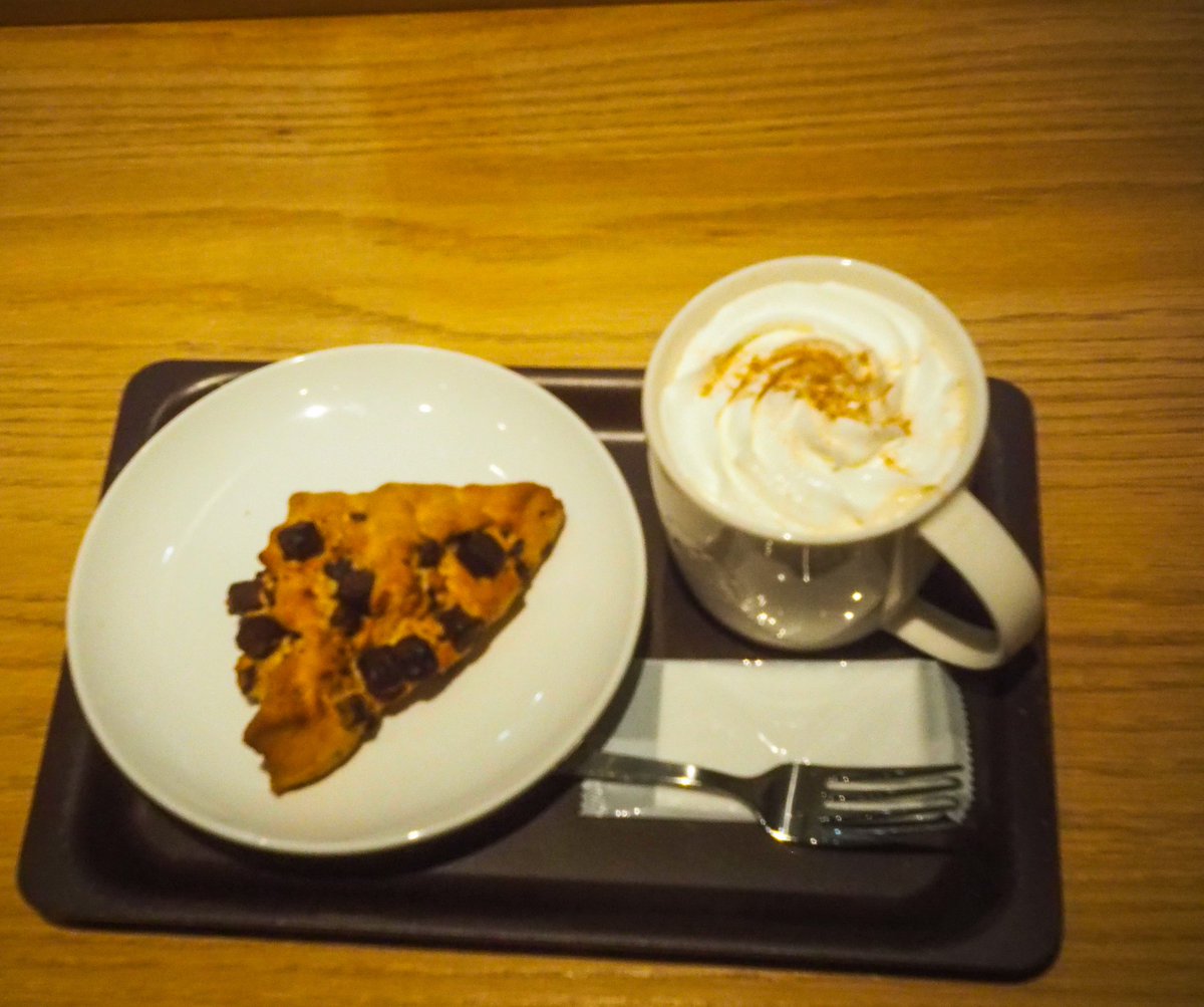 5pFF7HbcJK74669's tweet photo. ☺スタバで心の充電タイム
#kodalens #Vivilens https://t.co/Ey3IRK7hPq