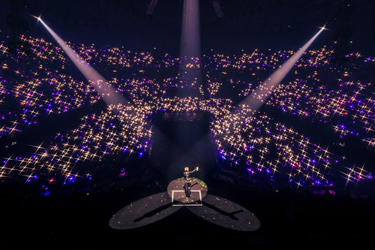 พีพี กฤษฏ์ #PPKritt ตอกย้ำความร้อนแรงและพลังซัพพอร์ตระดับอินเตอร์ของศิลปินไทยยุคใหม่ จัดคอนเสิร์ตเดี่ยวสุดยิ่งใหญ่ “PP KRIT MY PLEASURE CONCERT: AFTERGLOW” #PPKritMyPleasureConcert ณ สถานที่จัดงานขนาดใหญ่ระดับนานาชาติ The Venetian Arena Macau, China 2 รอบการแสดง รวมกว่า 28,000