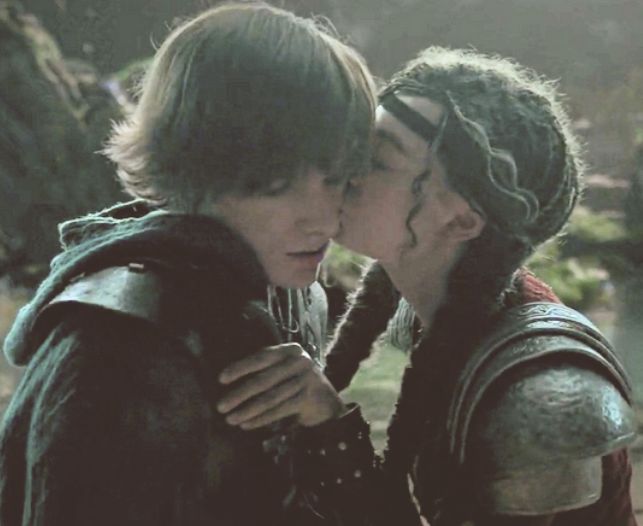 astridpilled's tweet image. straight ship so good it&apos;s yuri