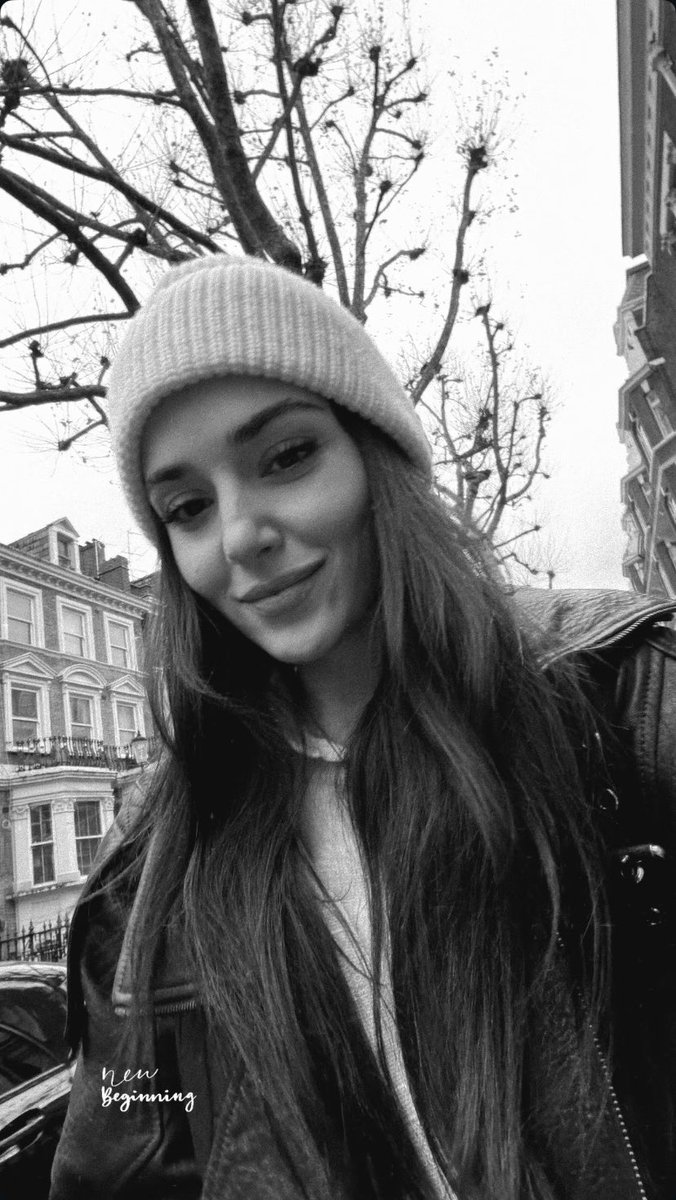 she finally left Turkiye🥹🙏🏻🤍 Good Luck my love 
#HandeEeçel