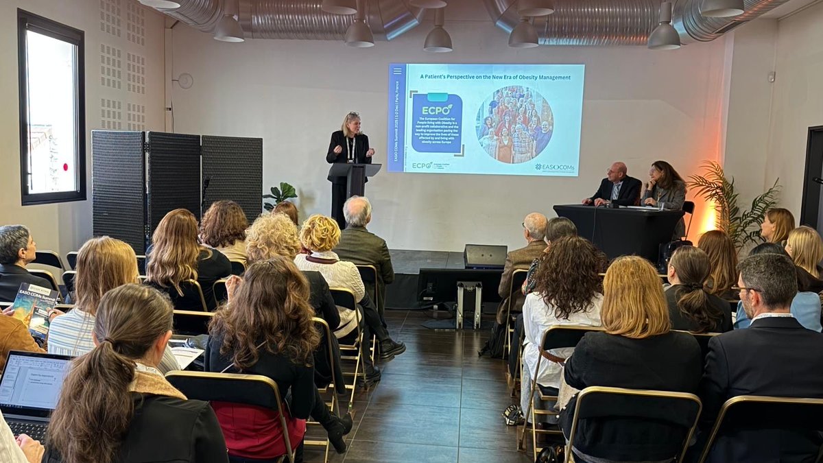 EASOobesity's tweet photo. Board member @ECPObesity @solevigsig addresses our colleagues at the COMs Summit, sharing patient perspectives and reminding everyone about the importance of their work #EASOed https://t.co/nf1N2cU70c