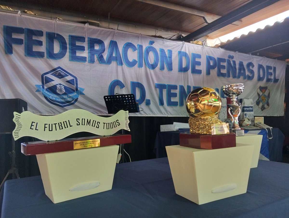 Desde la Federación aprovechamos para desearles a todas y todos los seguidores blanquiazules unas felices fiestas y nuestros mejores deseos en este final de año.