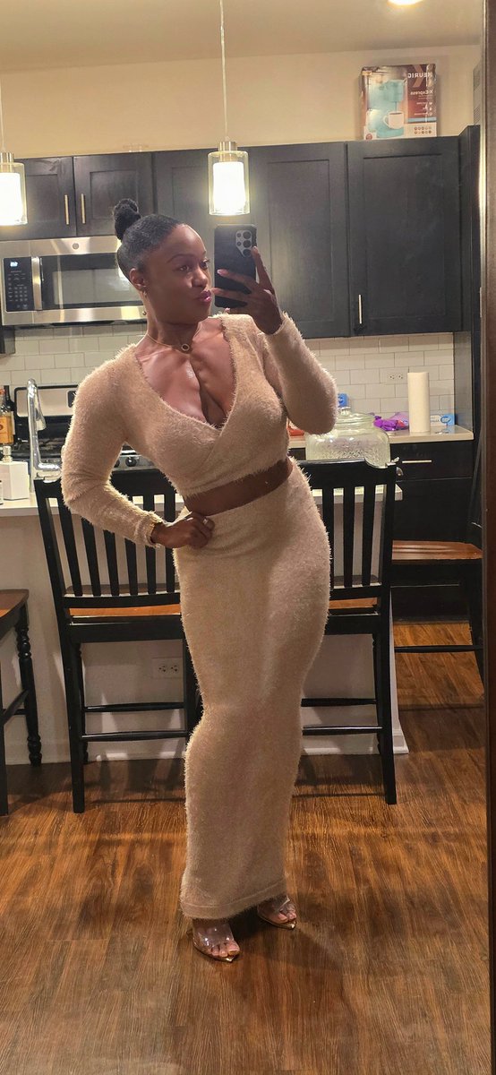 MarcieElite's tweet photo. Holiday Jux Labal season cutie pie deliciousness ✨️ https://t.co/JkXVEEWFD2