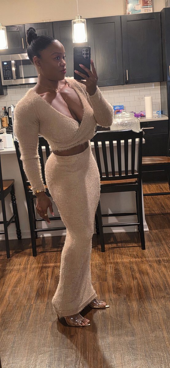 MarcieElite's tweet photo. Holiday Jux Labal season cutie pie deliciousness ✨️ https://t.co/JkXVEEWFD2