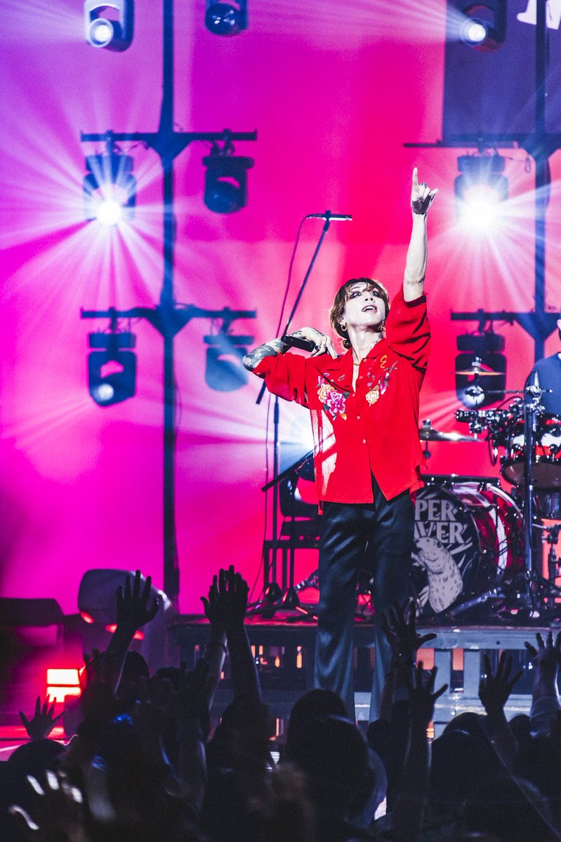 本日、東京は東京国際フォーラムにオンステージ。一日目。
ツアーセミファイナル。

滅茶苦茶激った、今日しか鳴らない音楽だった。生きてて良かったよ、お互い。
またやろうな、ありがとう。

写真 <a href="/cazrowAoki/">青木カズロー</a>