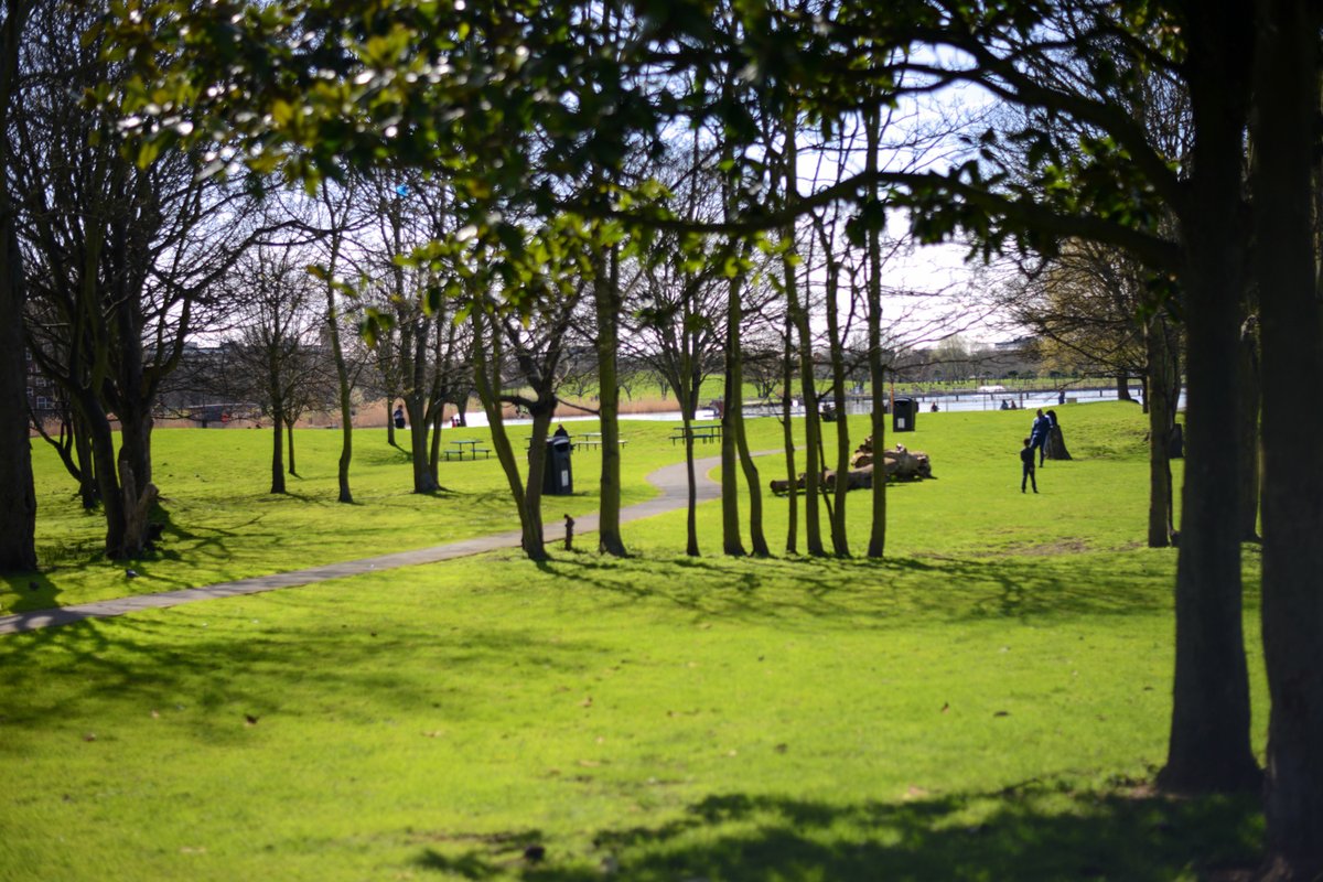 Southwark’s parks and green spaces are at the heart of our neighbourhoods. 

As our borough grows and changes, it’s important that local voices help guide how these spaces are protected and improved. 

Please take some time to complete the consultation online - closing soon.